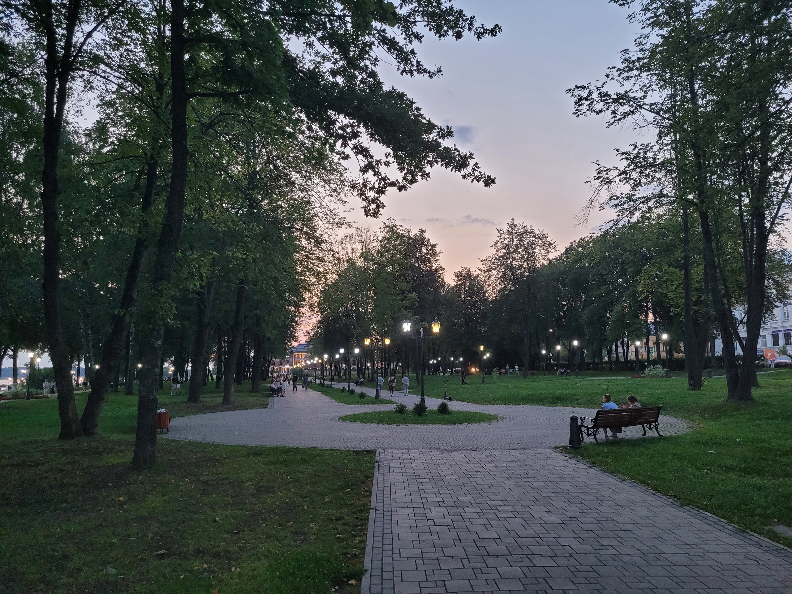 Городские парки и скверы