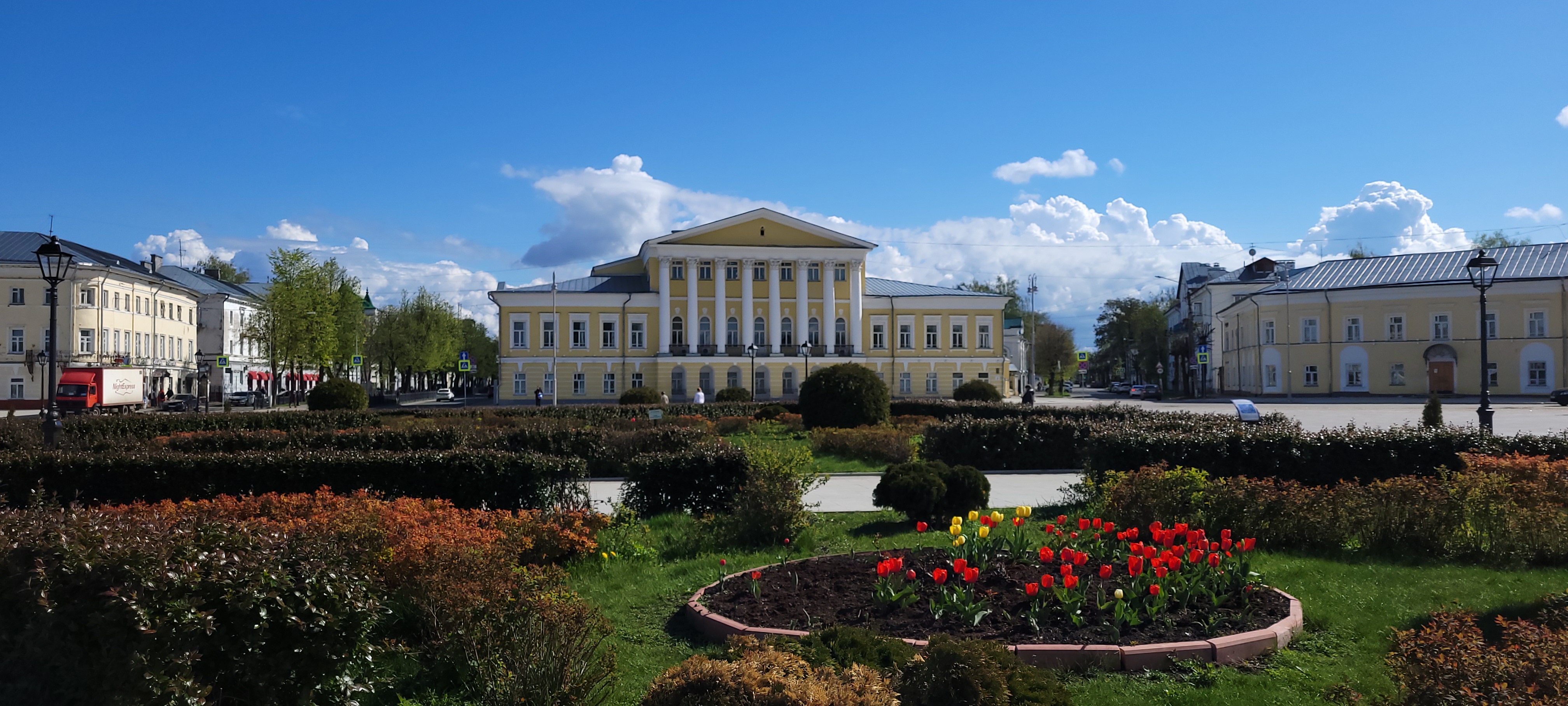 Весенняя Кострома