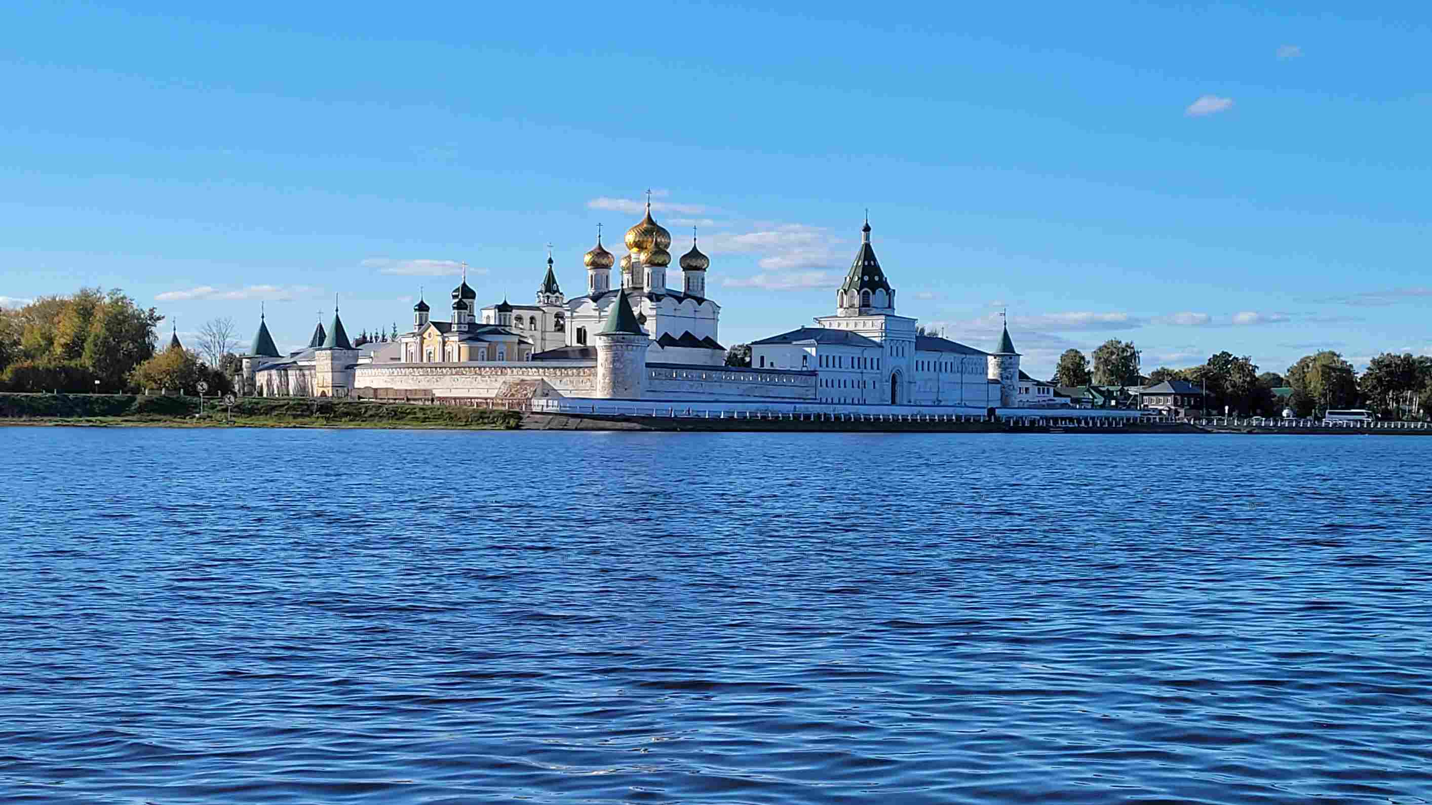 Экскурсия на катере «Император»